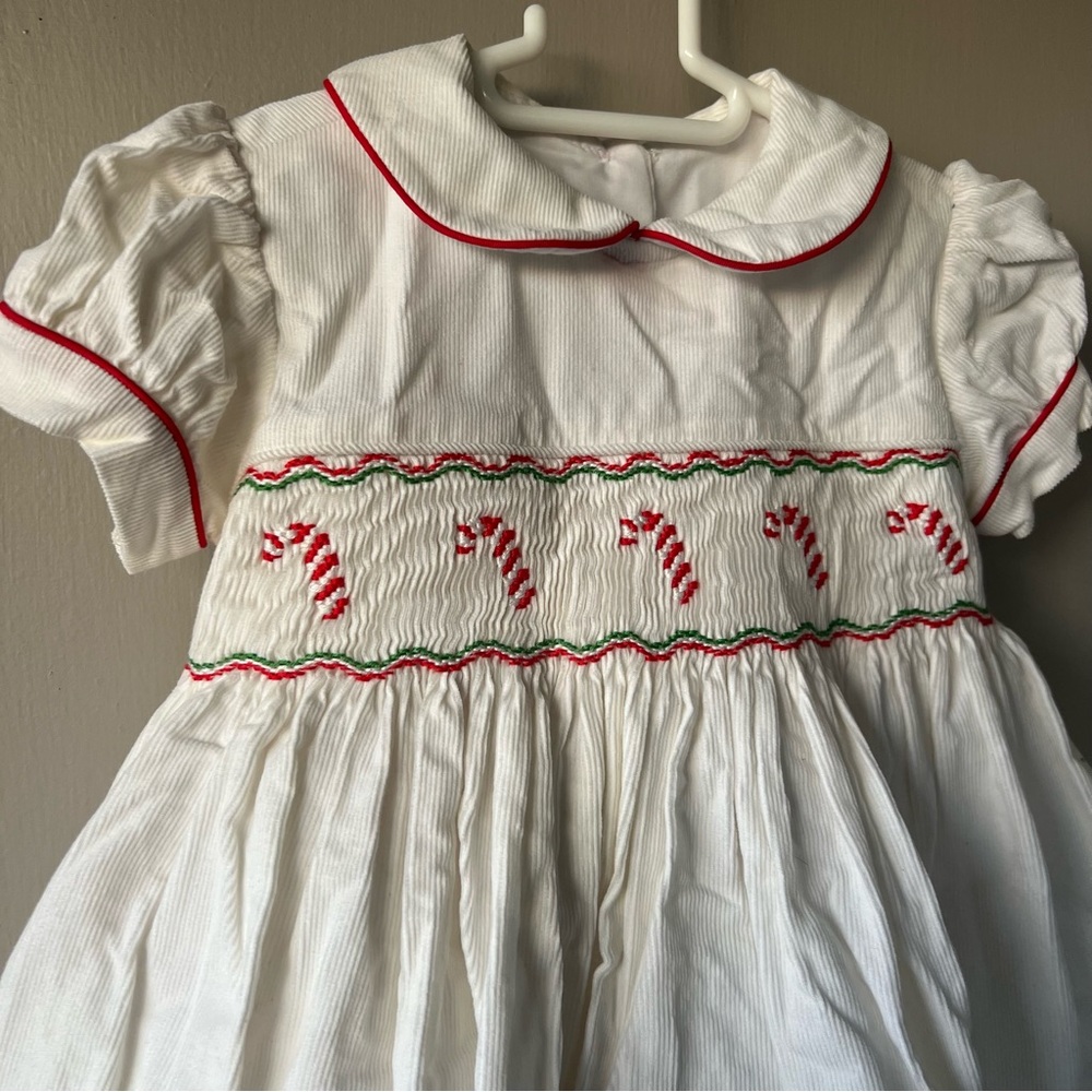 ANAVINI VELANI GIRLS WHITE DRESS WITH COLLAR - SMOCKED CANDY CANES - Picture 3 of 10